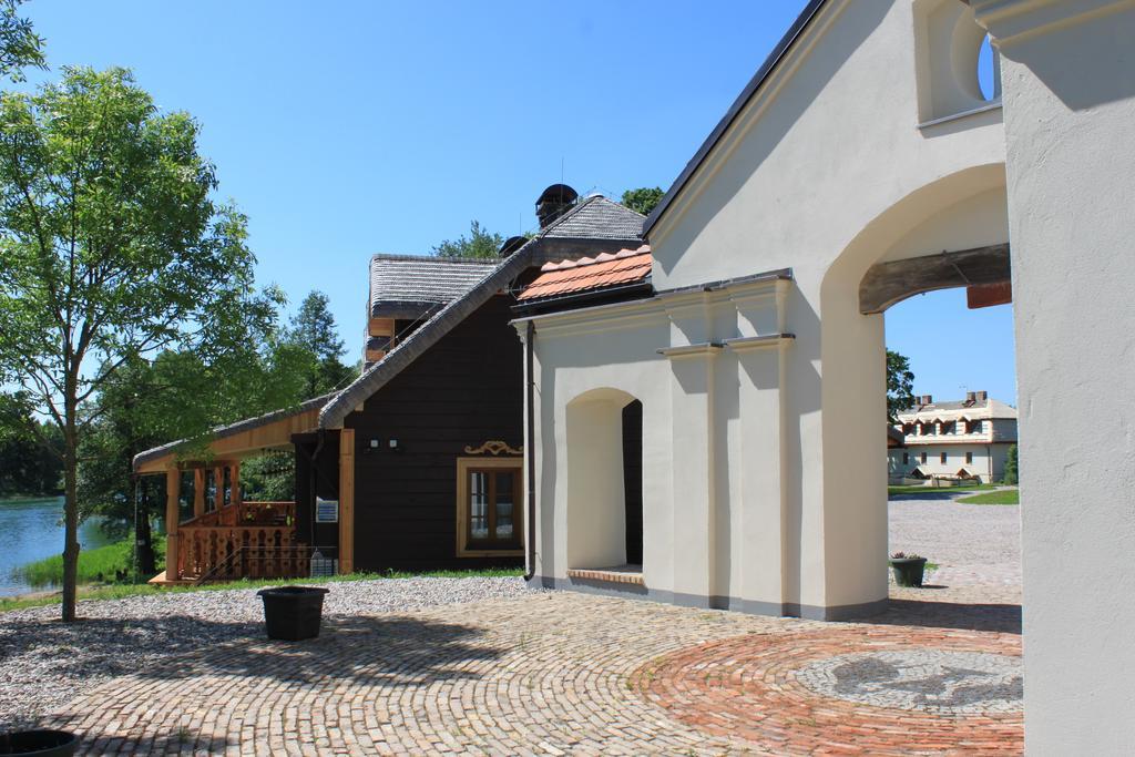Hotel Folwark Hutta Mala Huta Exterior foto